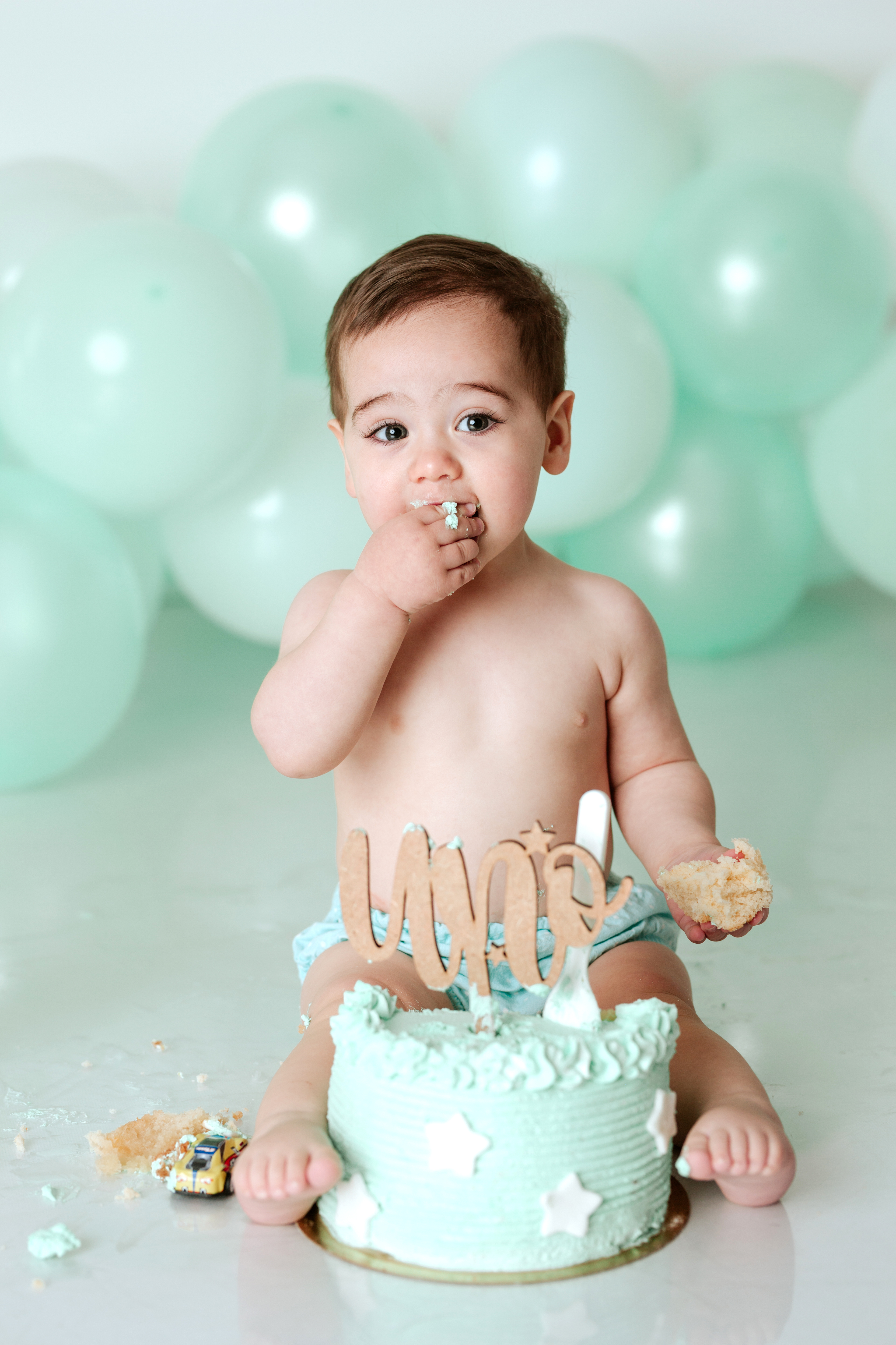Smash Cake: Una Fiesta Dulce y Divertida para Conmemorar el Primer Cumpleaños de tu Pequeñín en El Escorial
